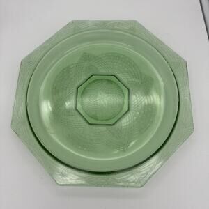 L.E. Smith Romanesque Green Uranium Glass Platter 10.5” “Gothic Arches” Glows!